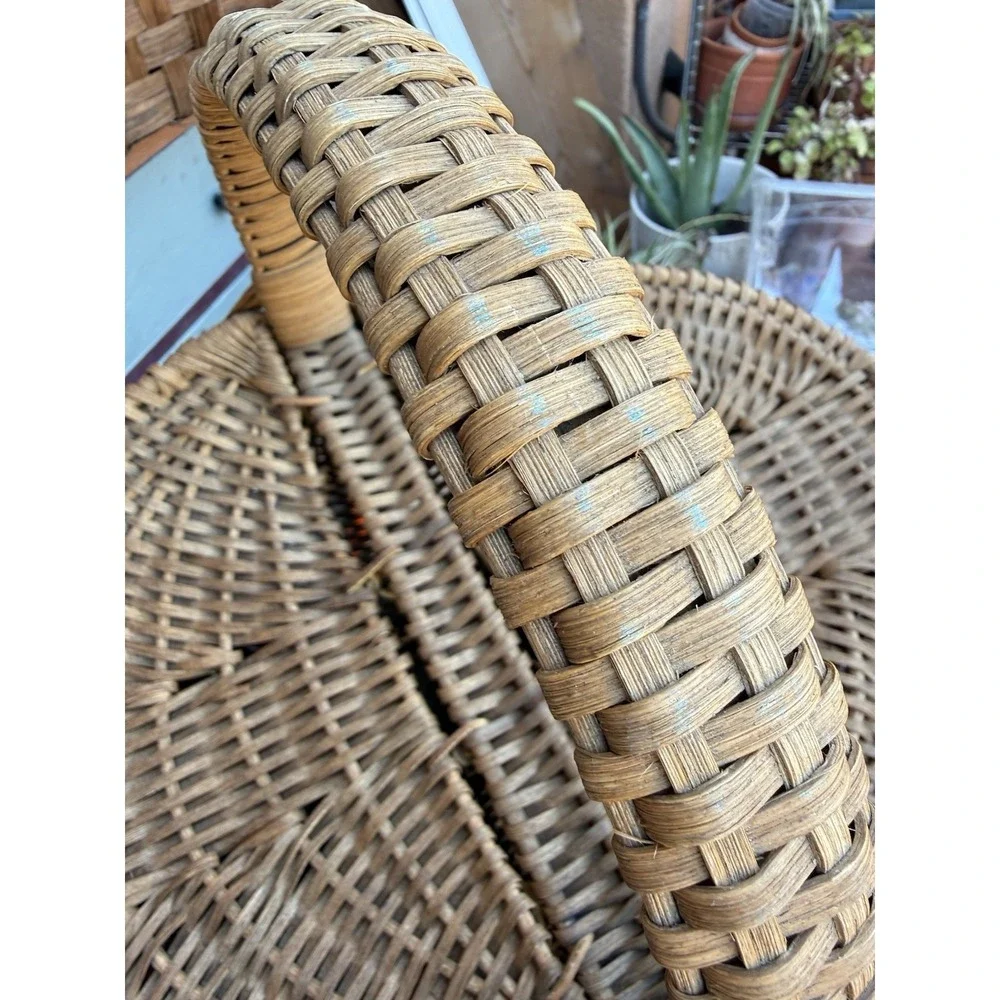 Vintage Picnic Basket Large Wicker Buttocks Style w/Lid Leather Detail Storage